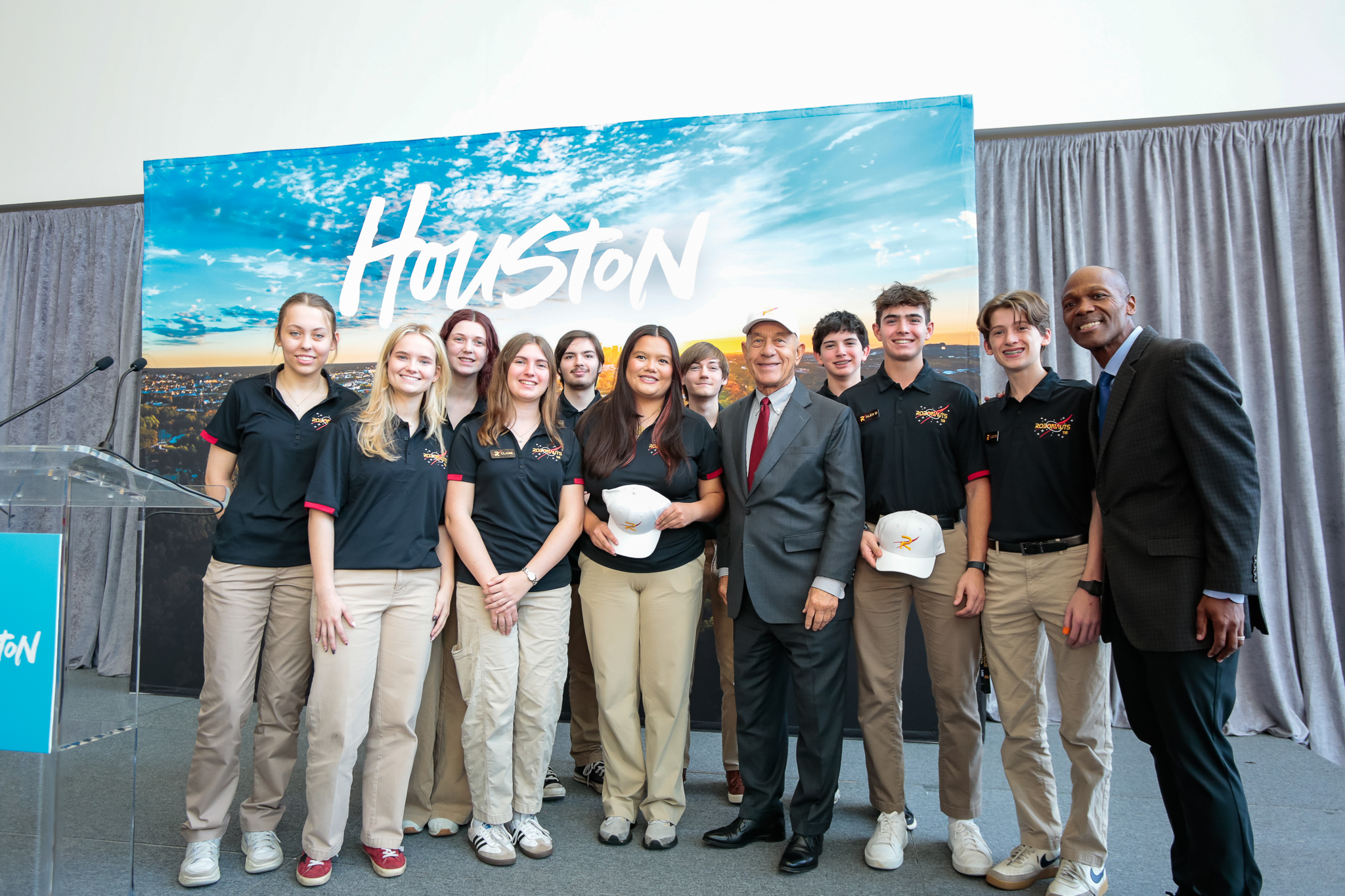 55067733038_3cb627a397_o.jpg (1.71 MB)